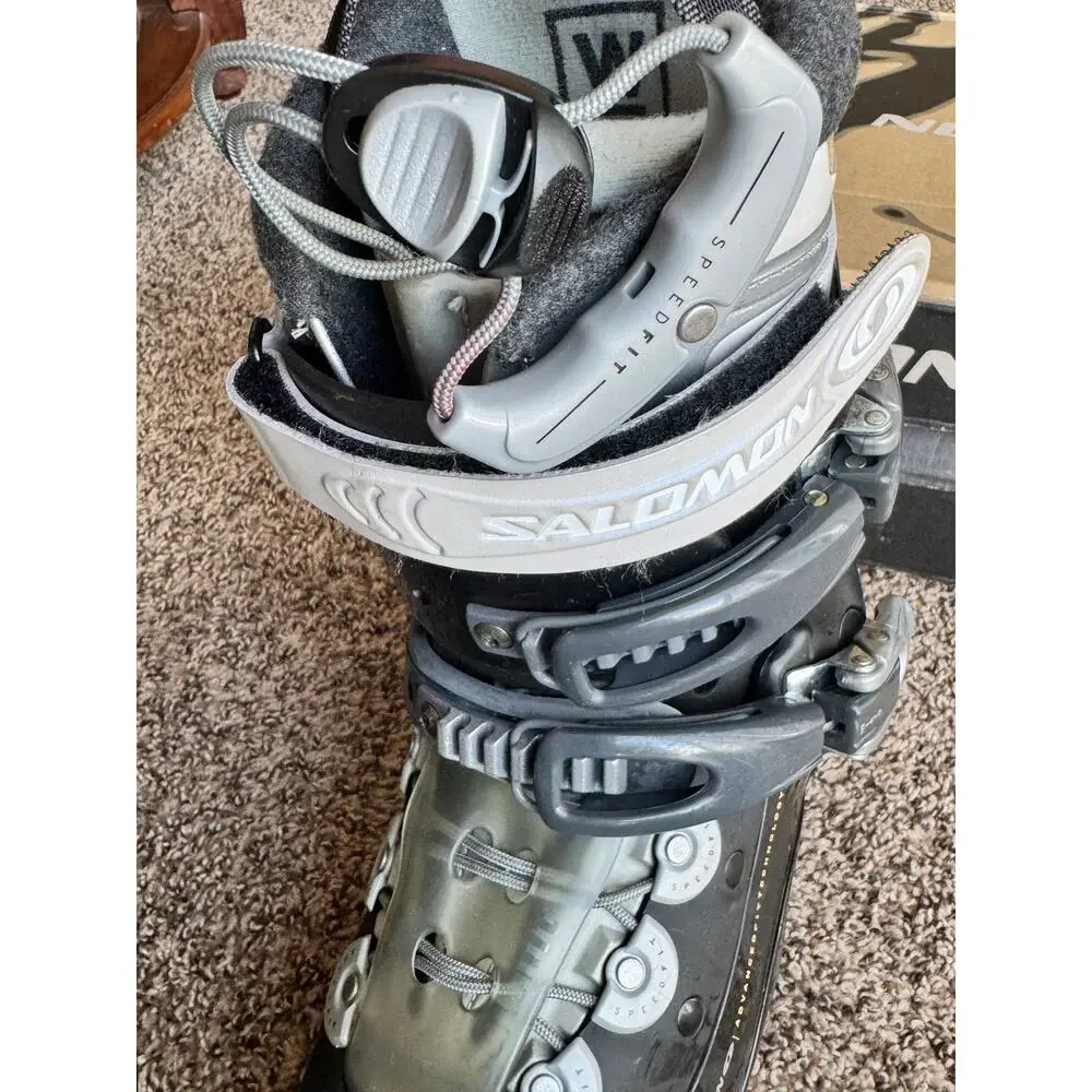 Salomon Verse W Women’s Ski Boots Size 24.0 Size 6.5 Black Gray Thermicfit EUC